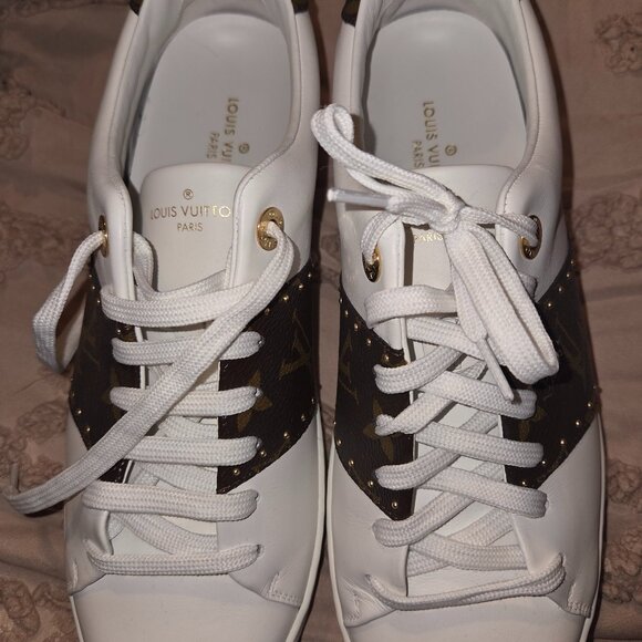 Louis Vuitton Shoes - Louis Vuitton Front Row Sneaker Sz 40
